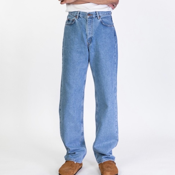 Levi’s 554 Vintage 90s High Rise Mom Jeans - Picture 9 of 9